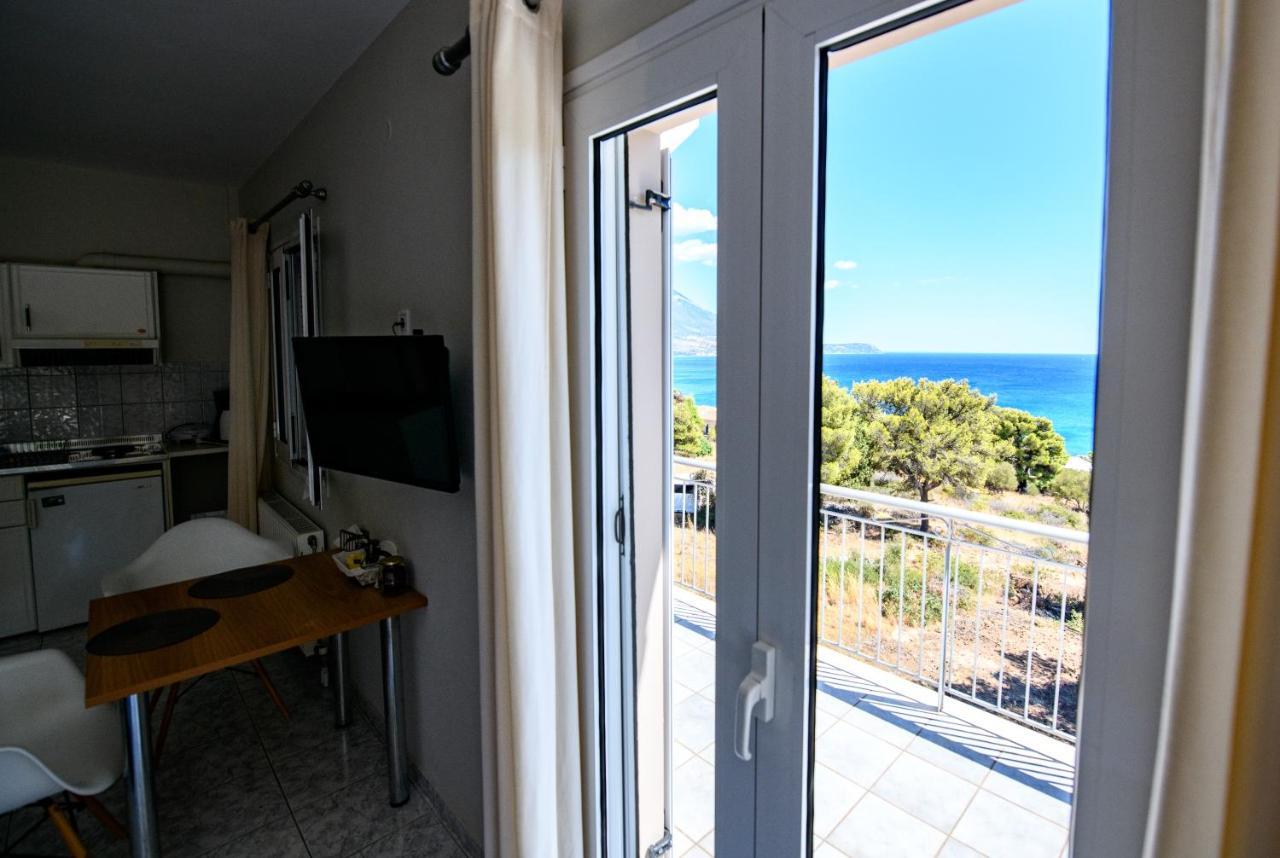 Pessada Bay Studios And Apartments Pesádha Eksteriør billede