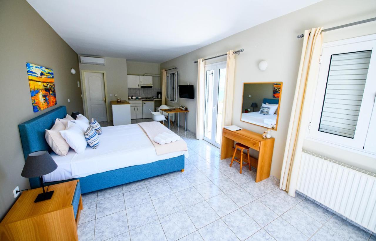Pessada Bay Studios And Apartments Pesádha Eksteriør billede