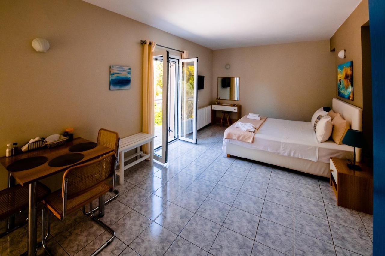 Pessada Bay Studios And Apartments Pesádha Eksteriør billede