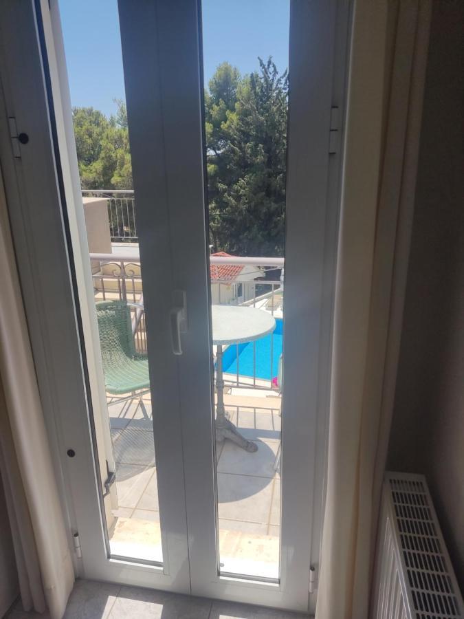 Pessada Bay Studios And Apartments Pesádha Eksteriør billede