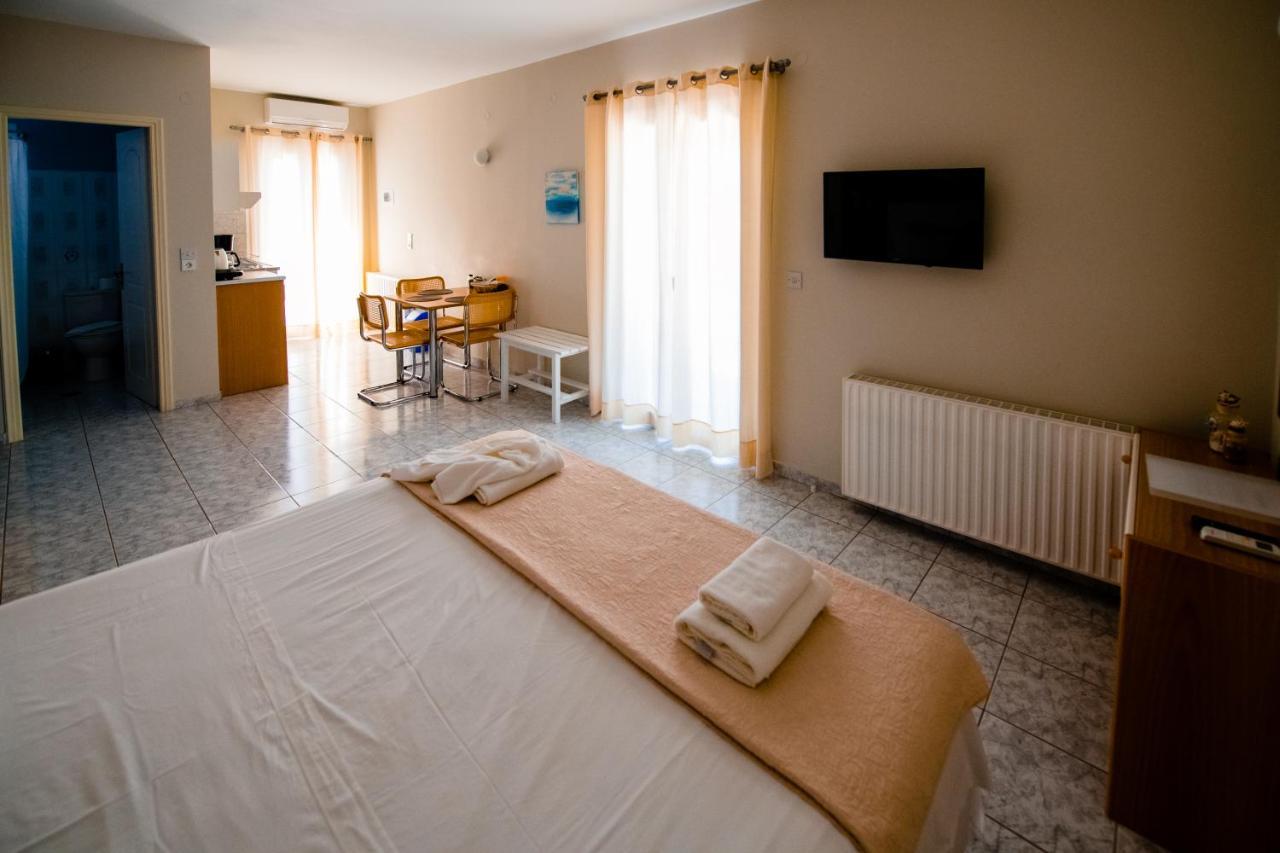 Pessada Bay Studios And Apartments Pesádha Eksteriør billede